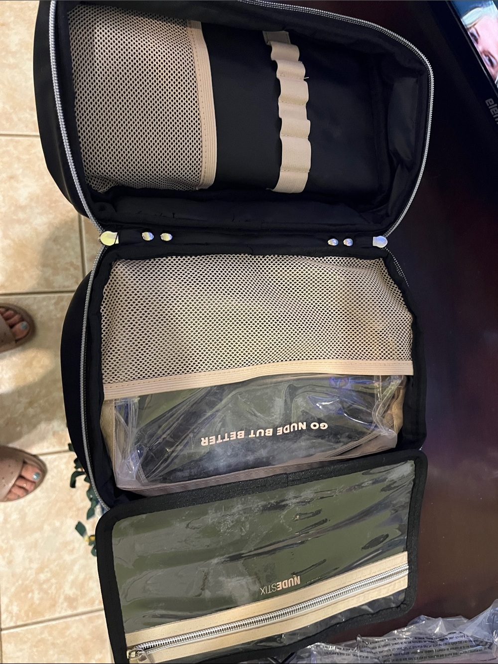 NUDESTIX Black and Beige Foldable Makeup Organizer Case